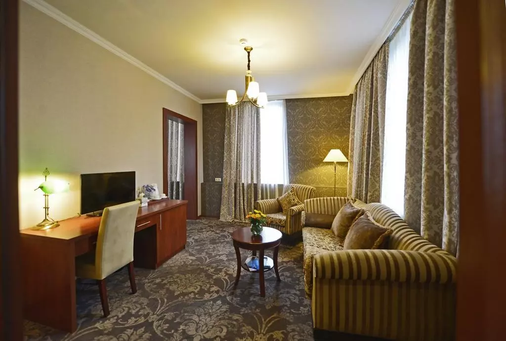hotel astoria tbilisi_shabavizparvaz_03.jpg